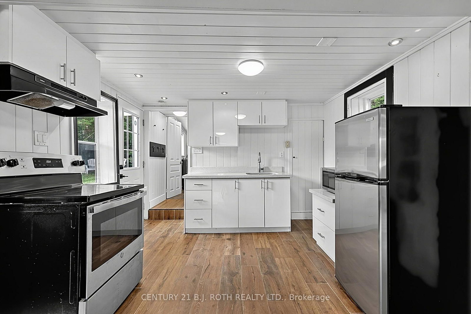 1100 Hewitt Street • Gravenhurst, ON photo 28