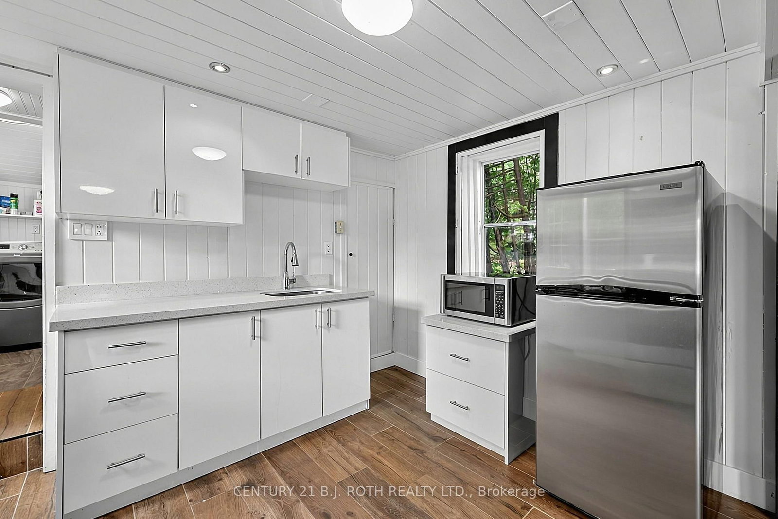 1100 Hewitt Street • Gravenhurst, ON photo 32