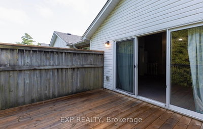 1077 HAMILTON Road • #21 • London East, ON photo 6