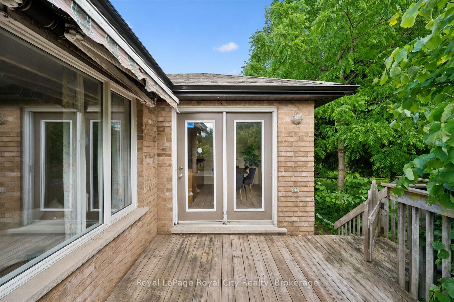 73 Waxwing Crescent • Guelph, ON photo 40