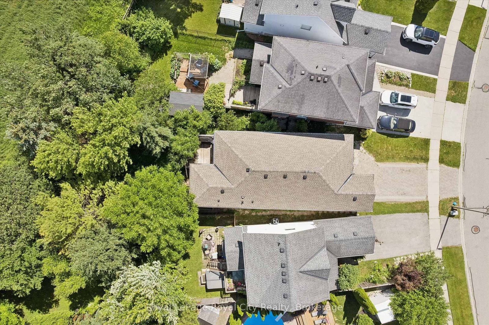 73 Waxwing Crescent • Guelph, ON photo 47