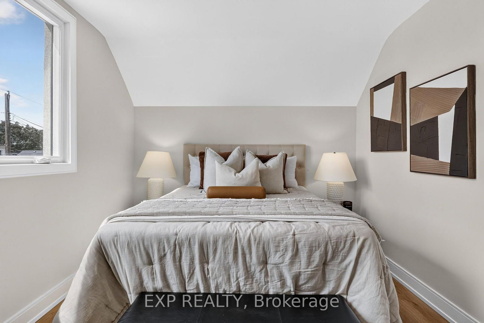 174 London Street N • Hamilton, ON photo 33