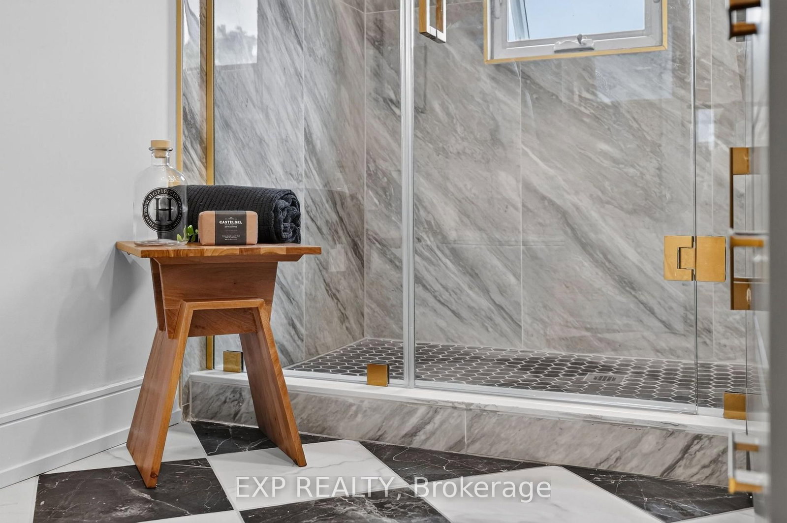 174 London Street N • Hamilton, ON photo 39