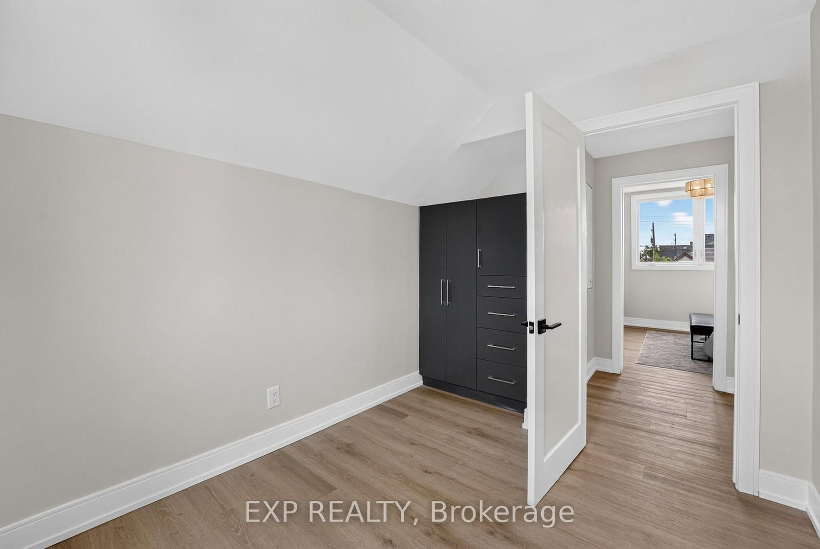 174 London Street N • Hamilton, ON photo 42
