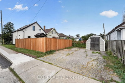 174 London Street N • Hamilton, ON photo 6