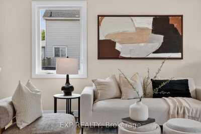 174 London Street N • Hamilton, ON photo 7