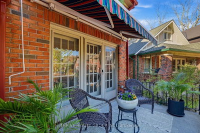16 Clenray Place • London East, ON photo 2