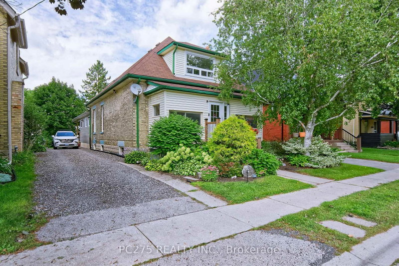 20 Maple Street