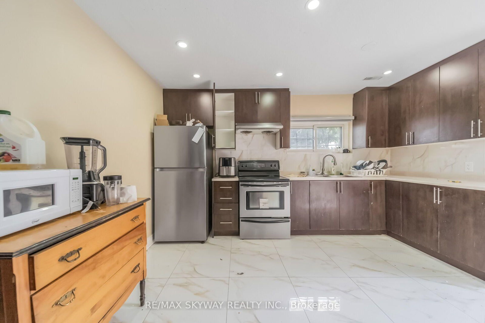 42 Newbury Drive • Kitchener, ON photo 32