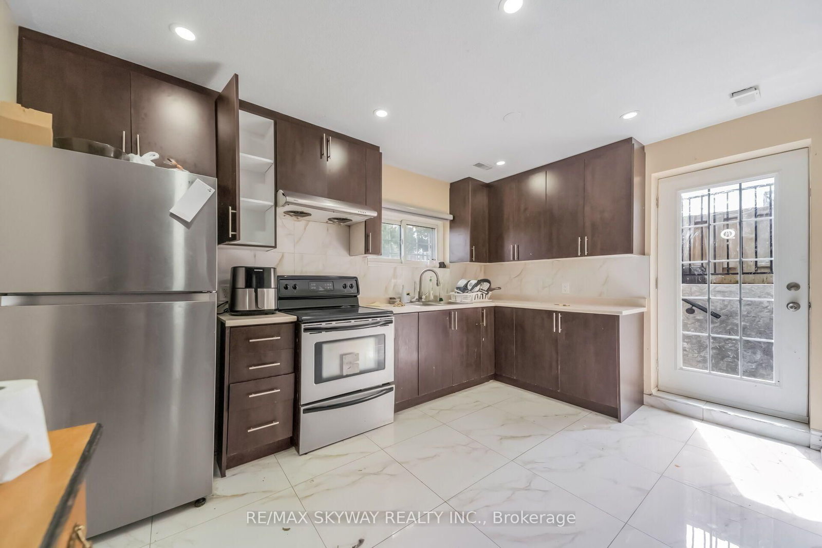 42 Newbury Drive • Kitchener, ON photo 33