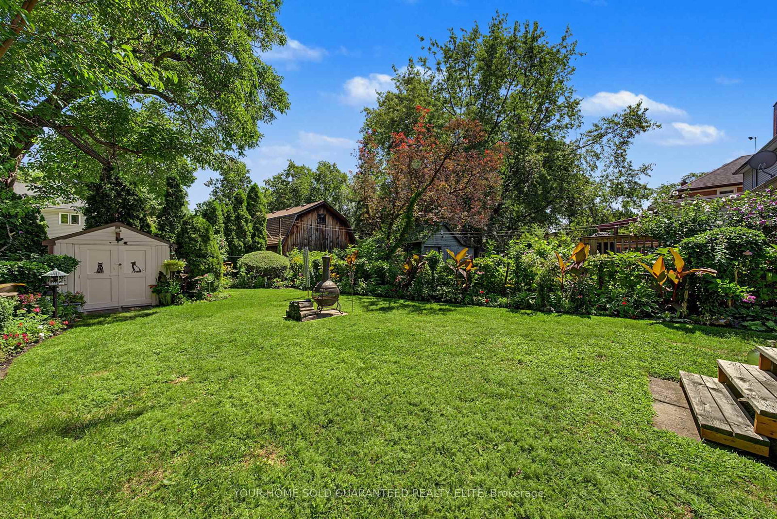 70 Woodland Avenue • St. Catharines, ON photo 17
