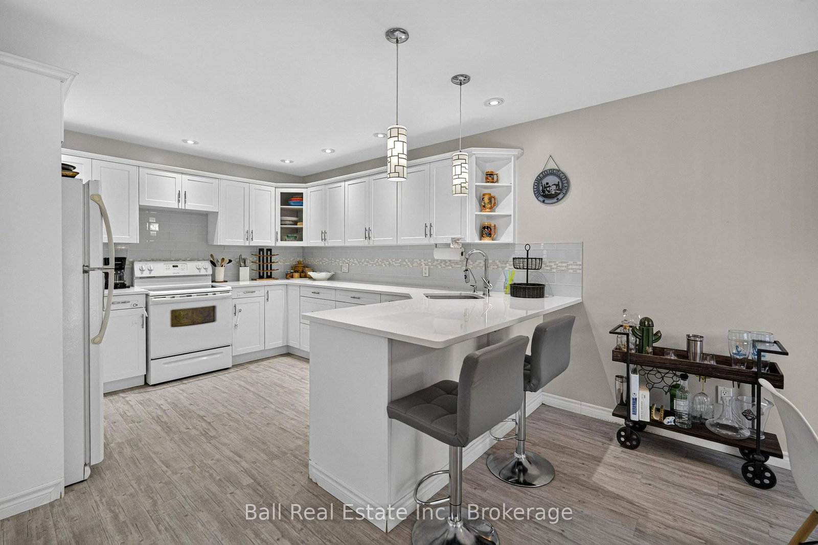 2331 Lakeside Drive • Douro-Dummer, ON photo 10