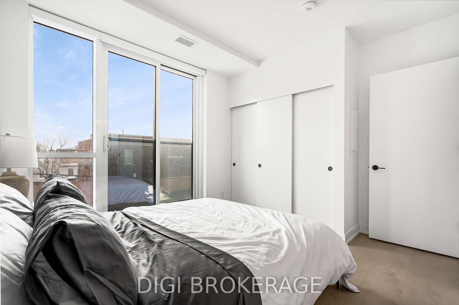 1303-560 Rideau St, Ottawa, view 25