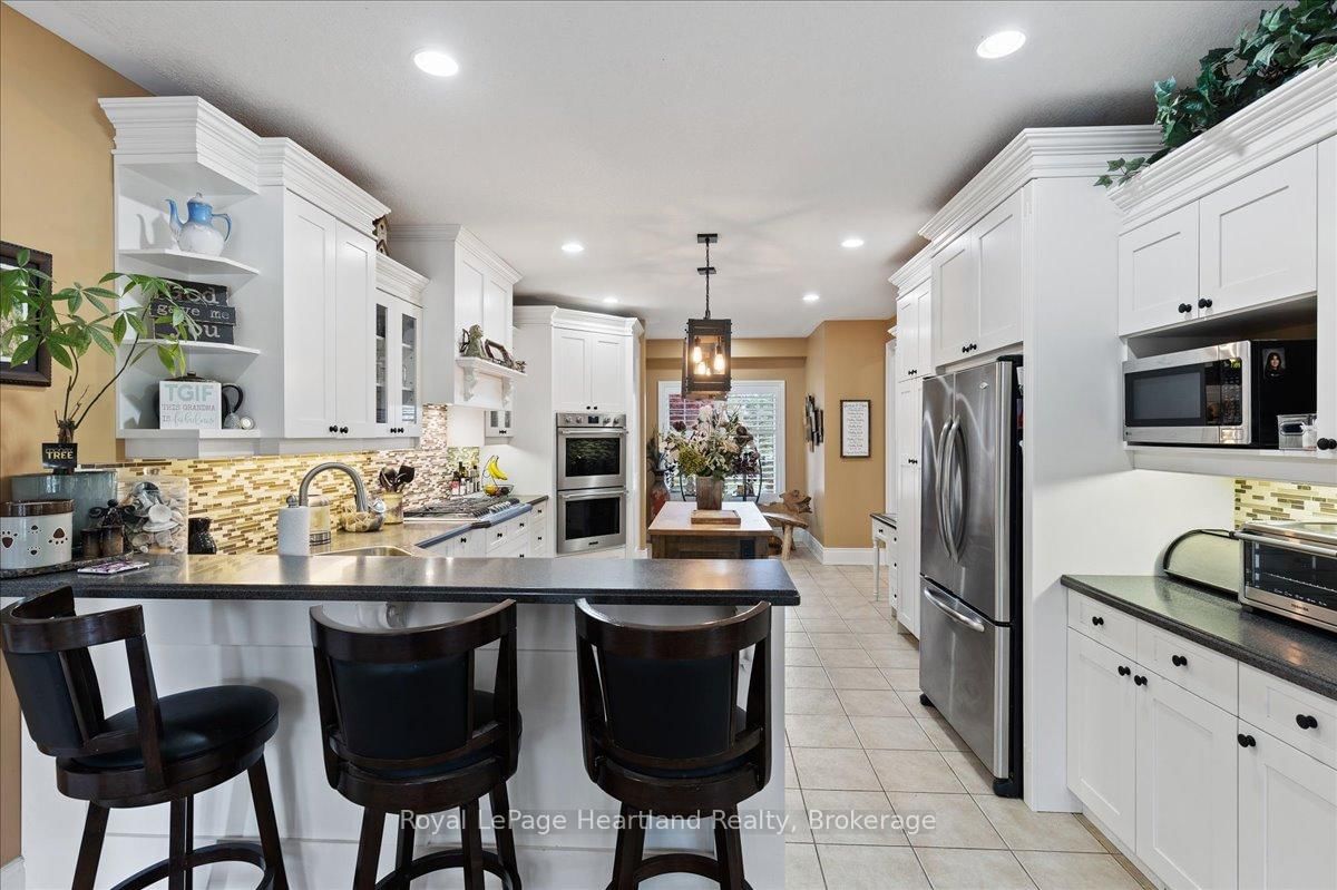 36241 GORE Road • South Huron, ON photo 13