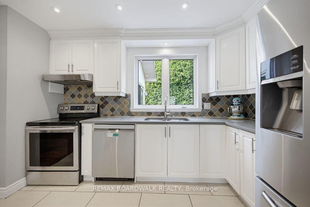 2306 Ryder Street • Ottawa, ON photo 17