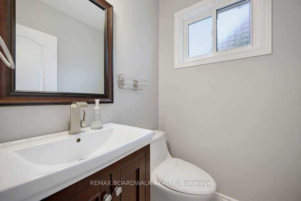 2306 Ryder Street • Ottawa, ON photo 23