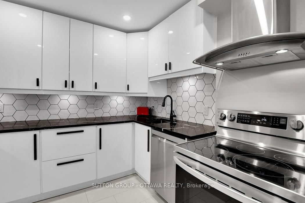 23 Banner Road W • #23F • Ottawa, ON photo 16