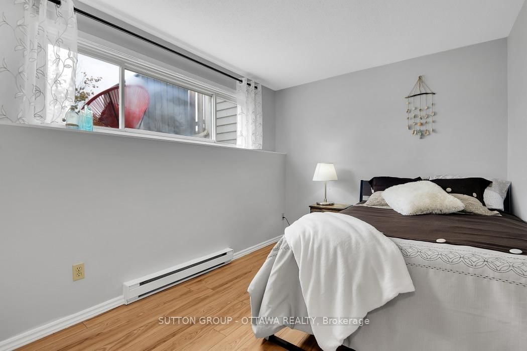 23 Banner Road W • #23F • Ottawa, ON photo 27