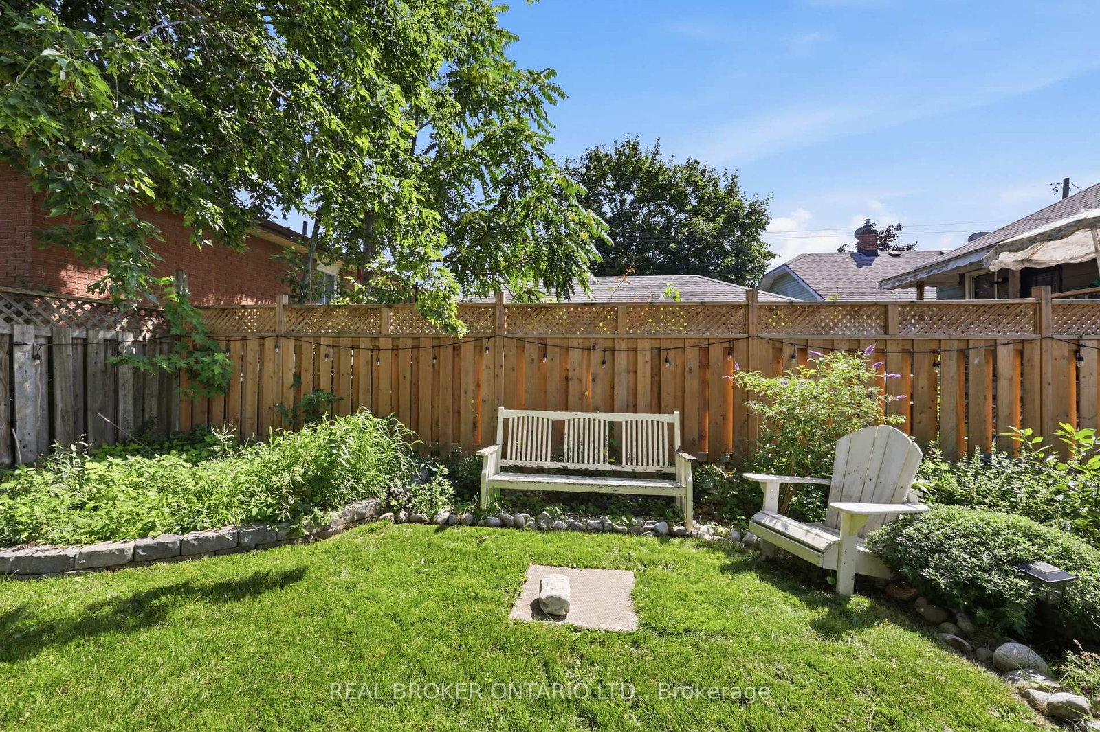 218 LAKE Street • St. Catharines, ON photo 40