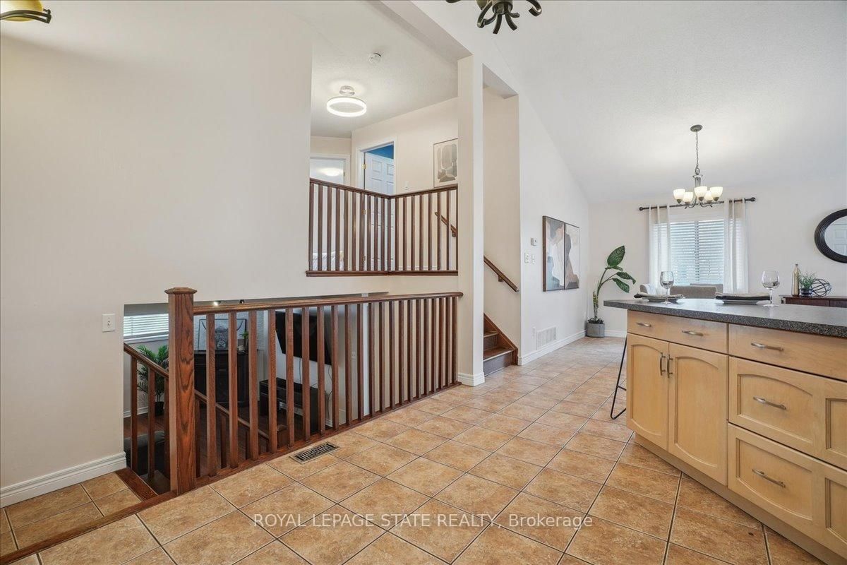 32 Sonoma Lane • Hamilton, ON photo 25