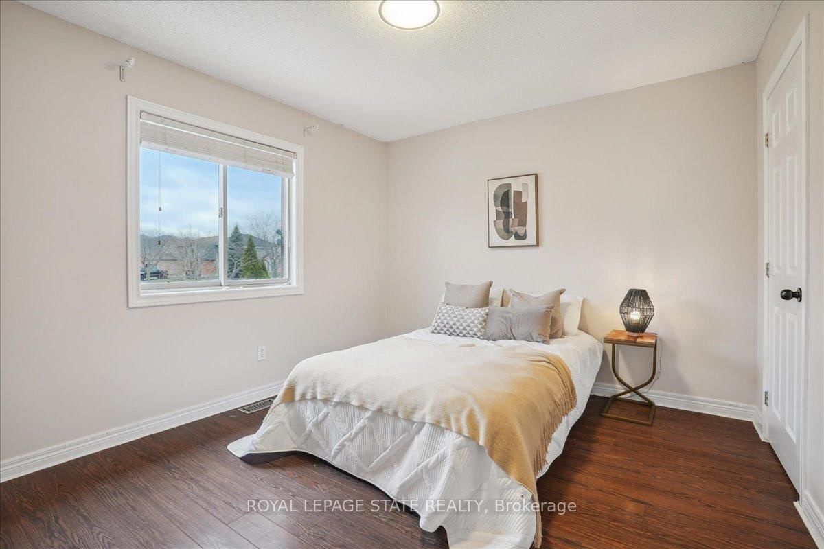 32 Sonoma Lane • Hamilton, ON photo 29