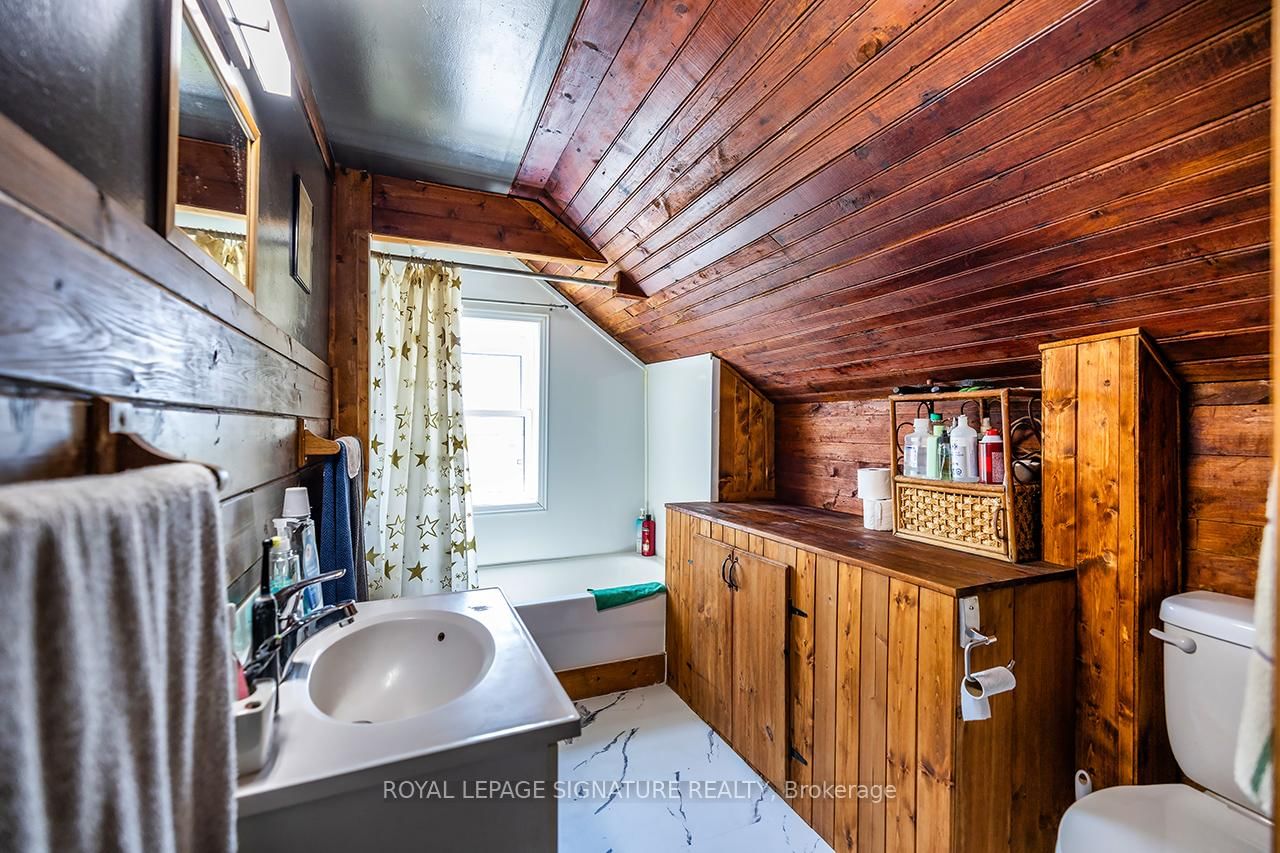 1007 Moor Road • Kawartha Lakes, ON photo 21