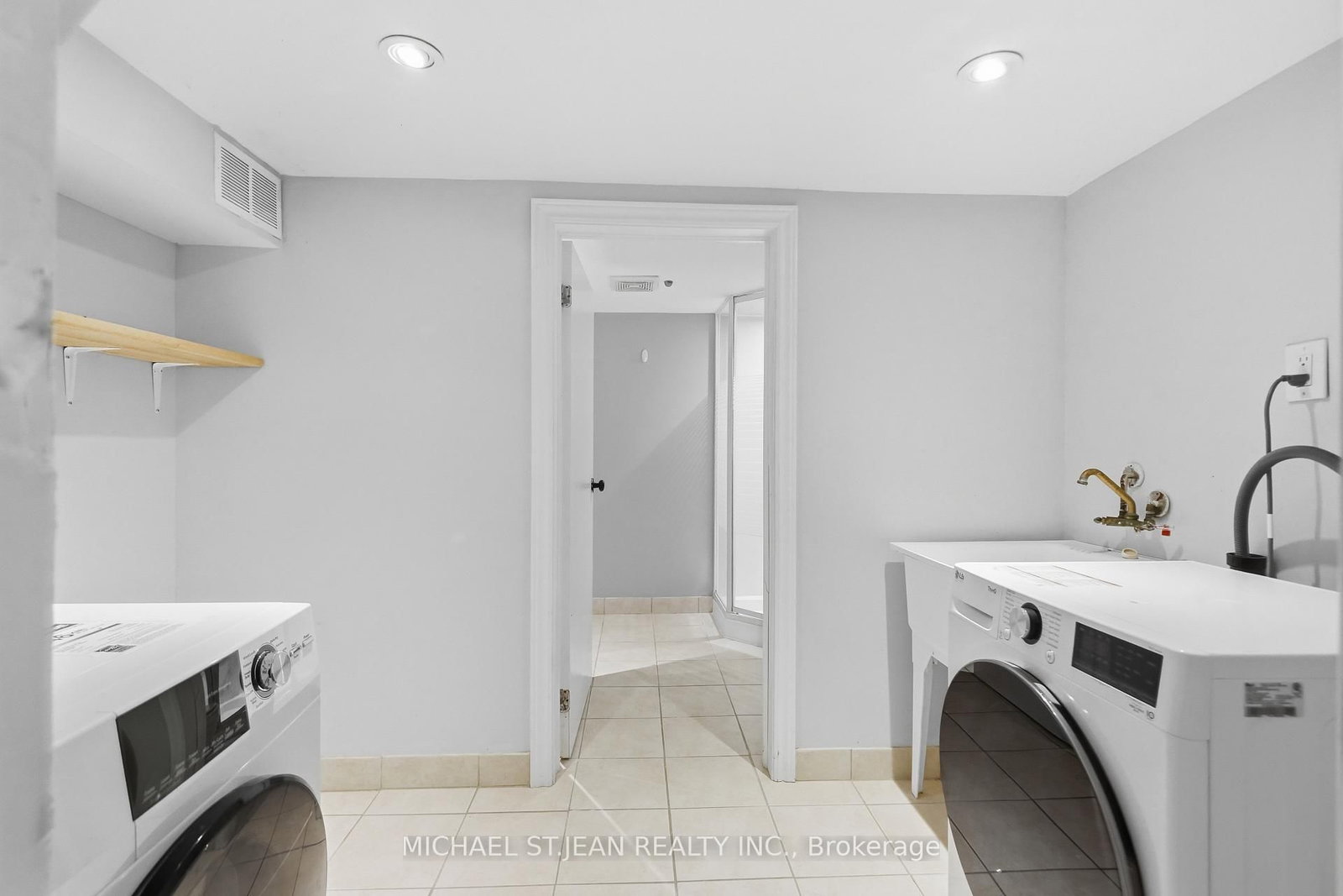 62 Cedar Avenue • Hamilton, ON photo 32