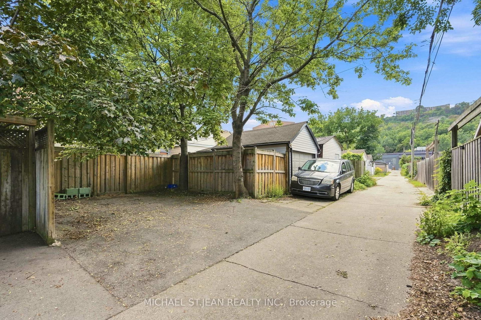 62 Cedar Avenue • Hamilton, ON photo 40