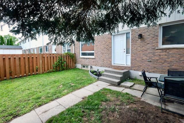 19 Tracey Park Drive • #35 • Belleville, ON photo 1