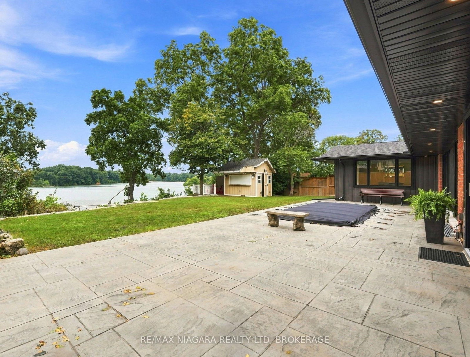 38 Royal Henley Boulevard • St. Catharines, ON photo 32
