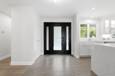 38 Royal Henley Boulevard • St. Catharines, ON photo 4