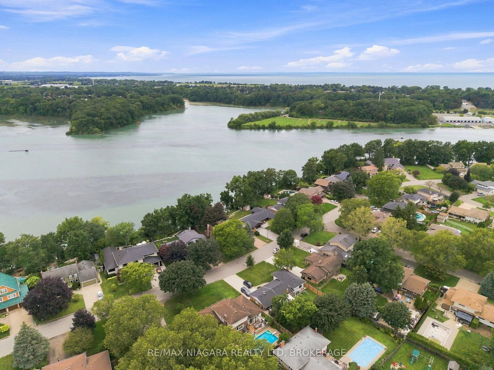 38 Royal Henley Boulevard • St. Catharines, ON photo 42