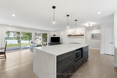 38 Royal Henley Boulevard • St. Catharines, ON photo 9