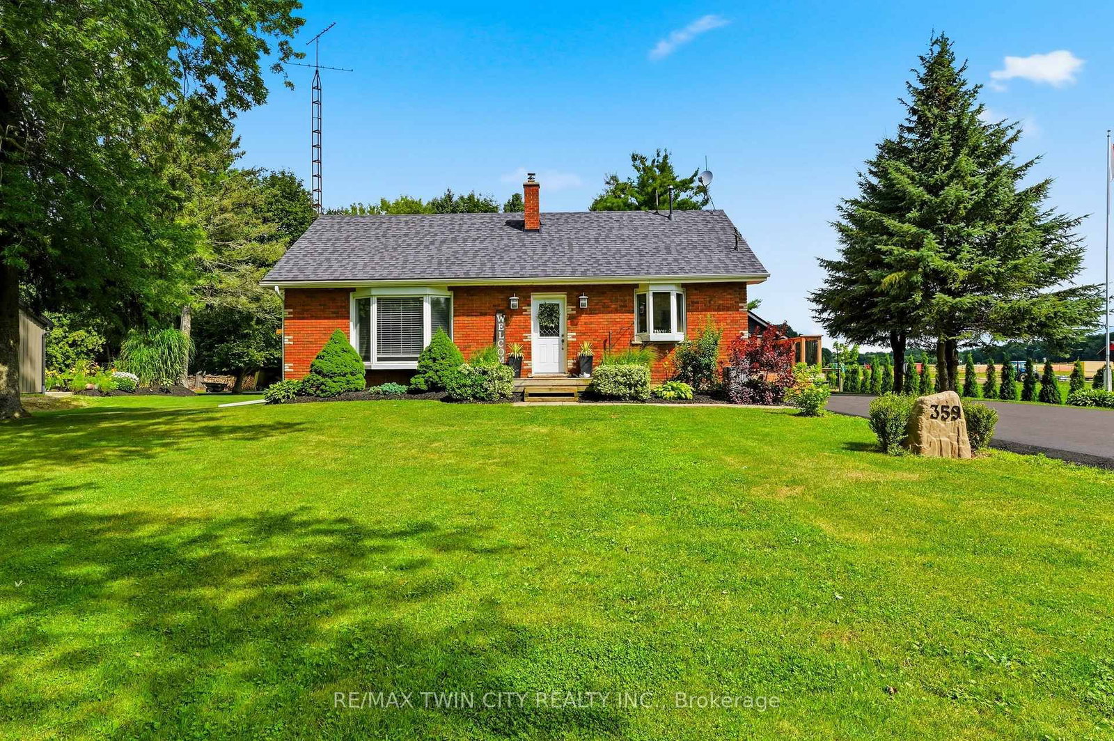 359 German School Road • Brant, ON photo 1