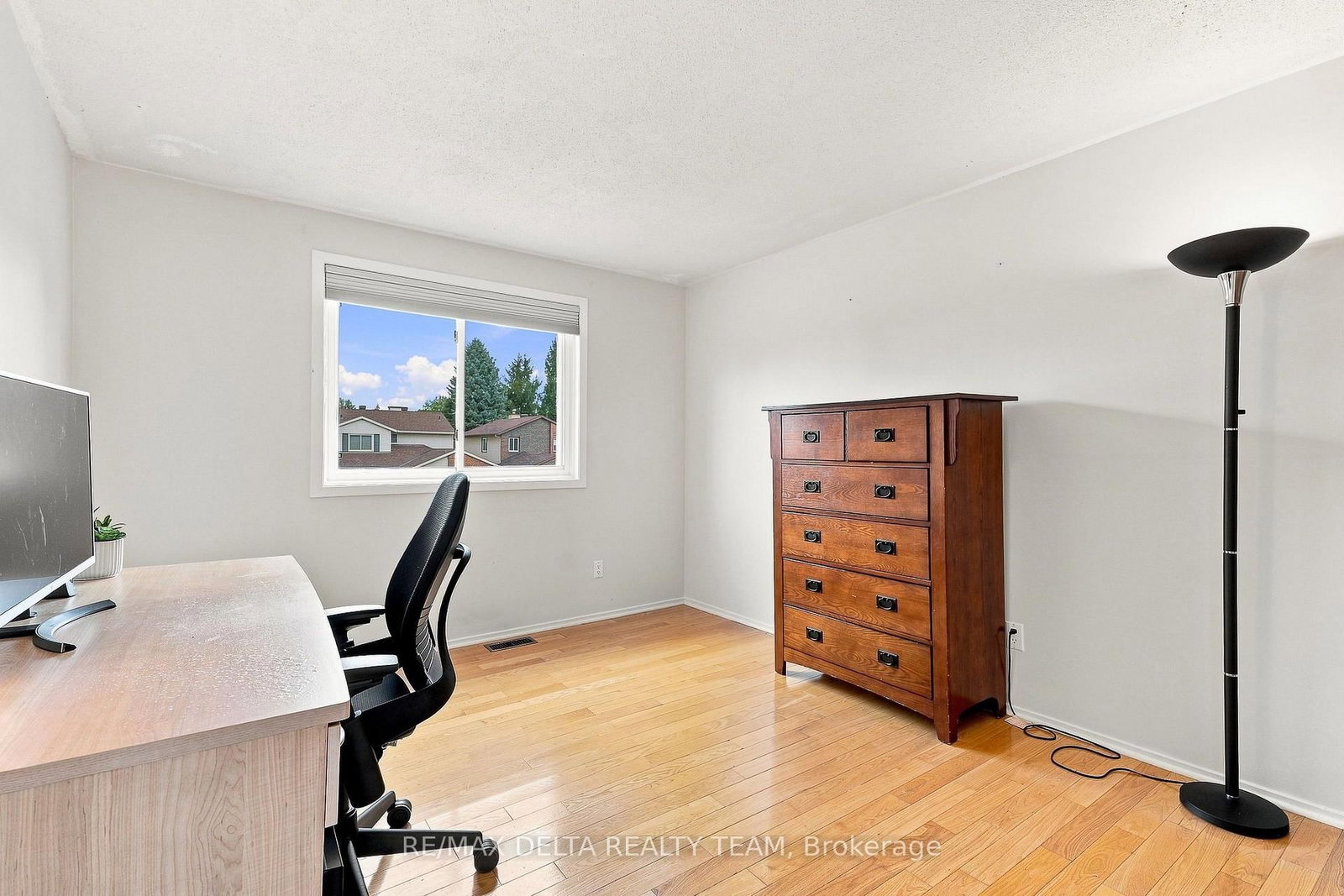 30 Homestead Street • Nepean, ON photo 22
