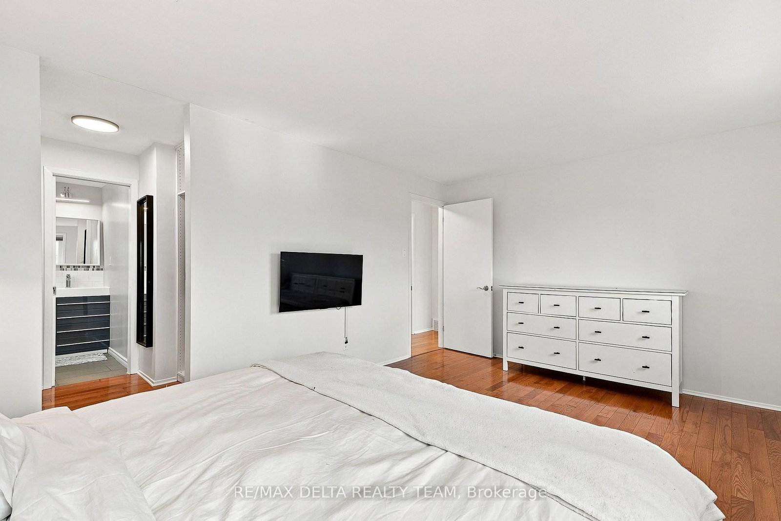 30 Homestead Street • Nepean, ON photo 25
