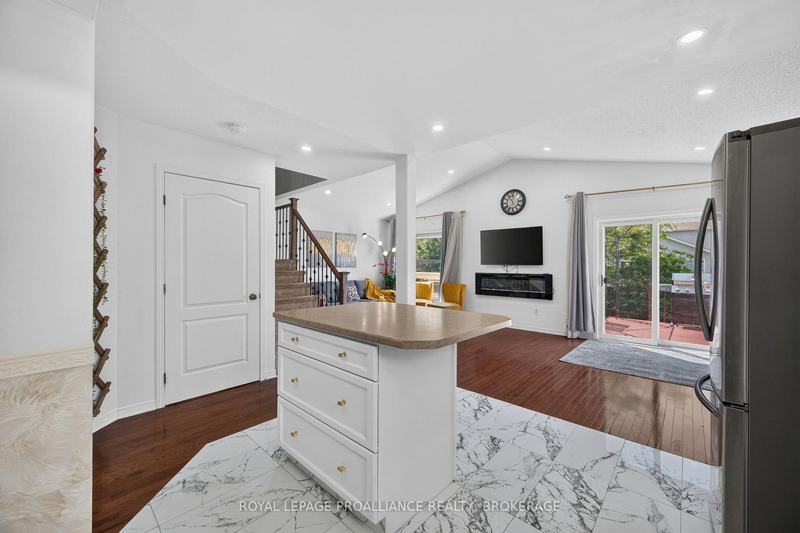 445 Maureen Street • Kingston, ON photo 12