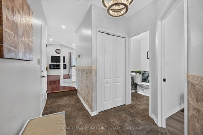 445 Maureen Street • Kingston, ON photo 4