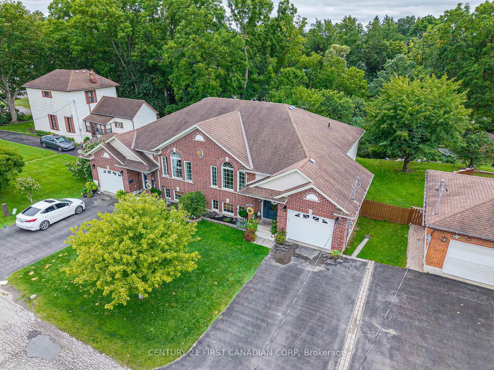34 Brock Street • St. Thomas, ON photo 44