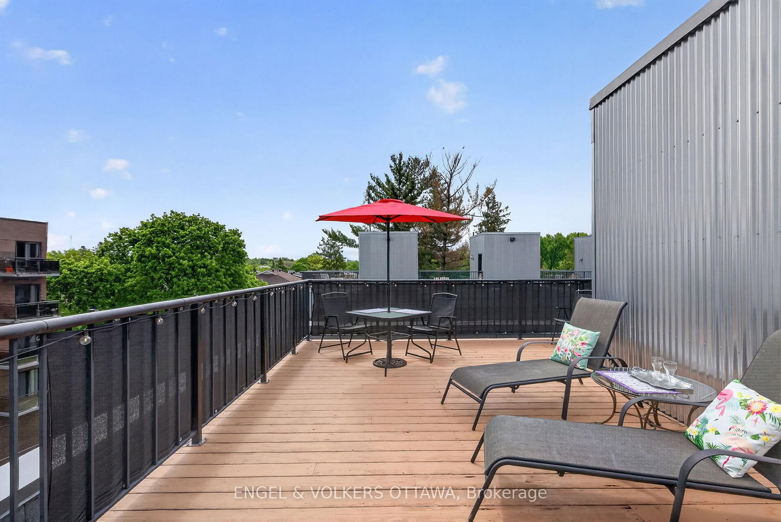 1896 Carling Avenue • Ottawa, ON photo 31