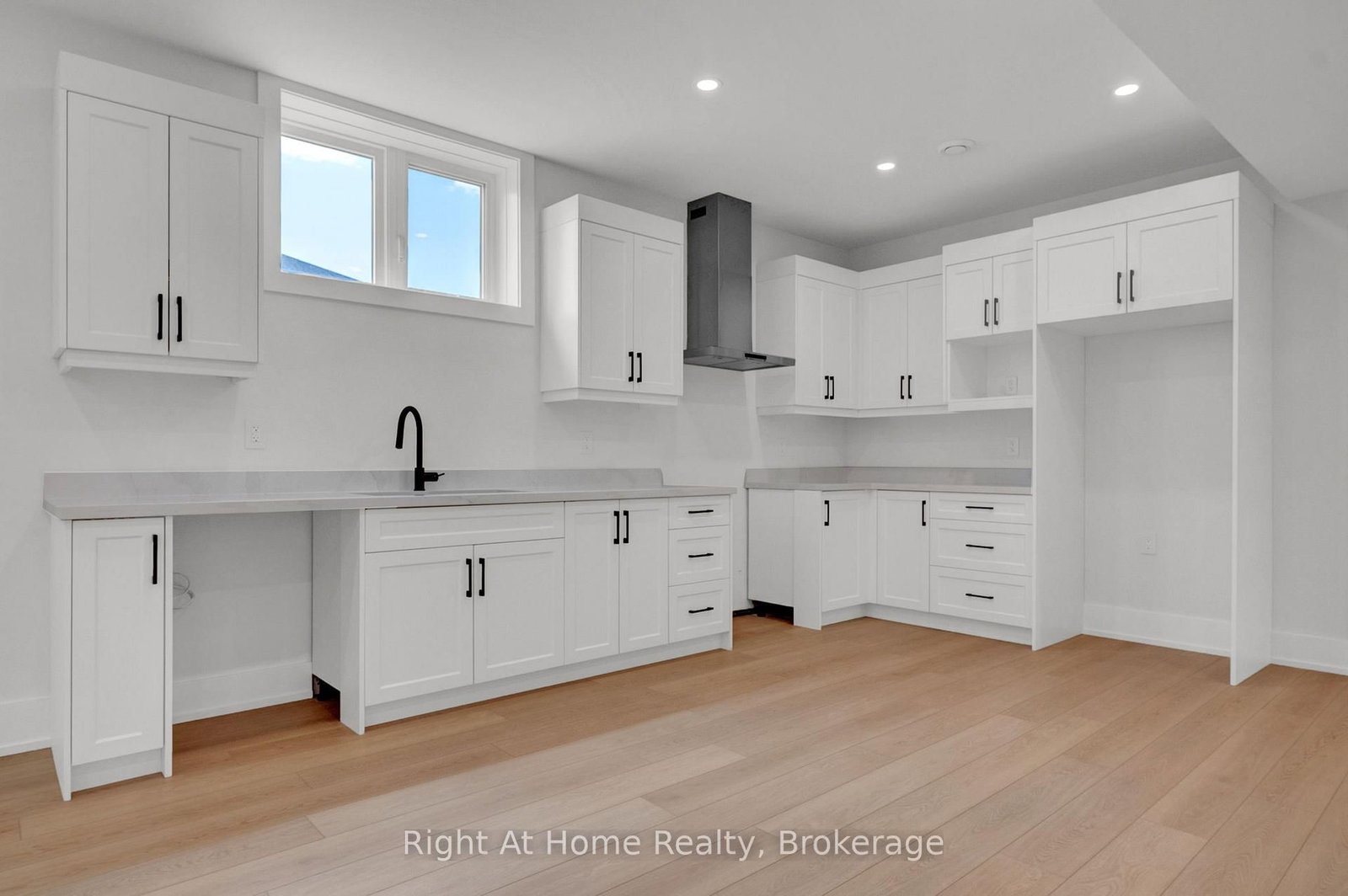 213 Suzanne Mess Boulevard • Cobourg, ON photo 32