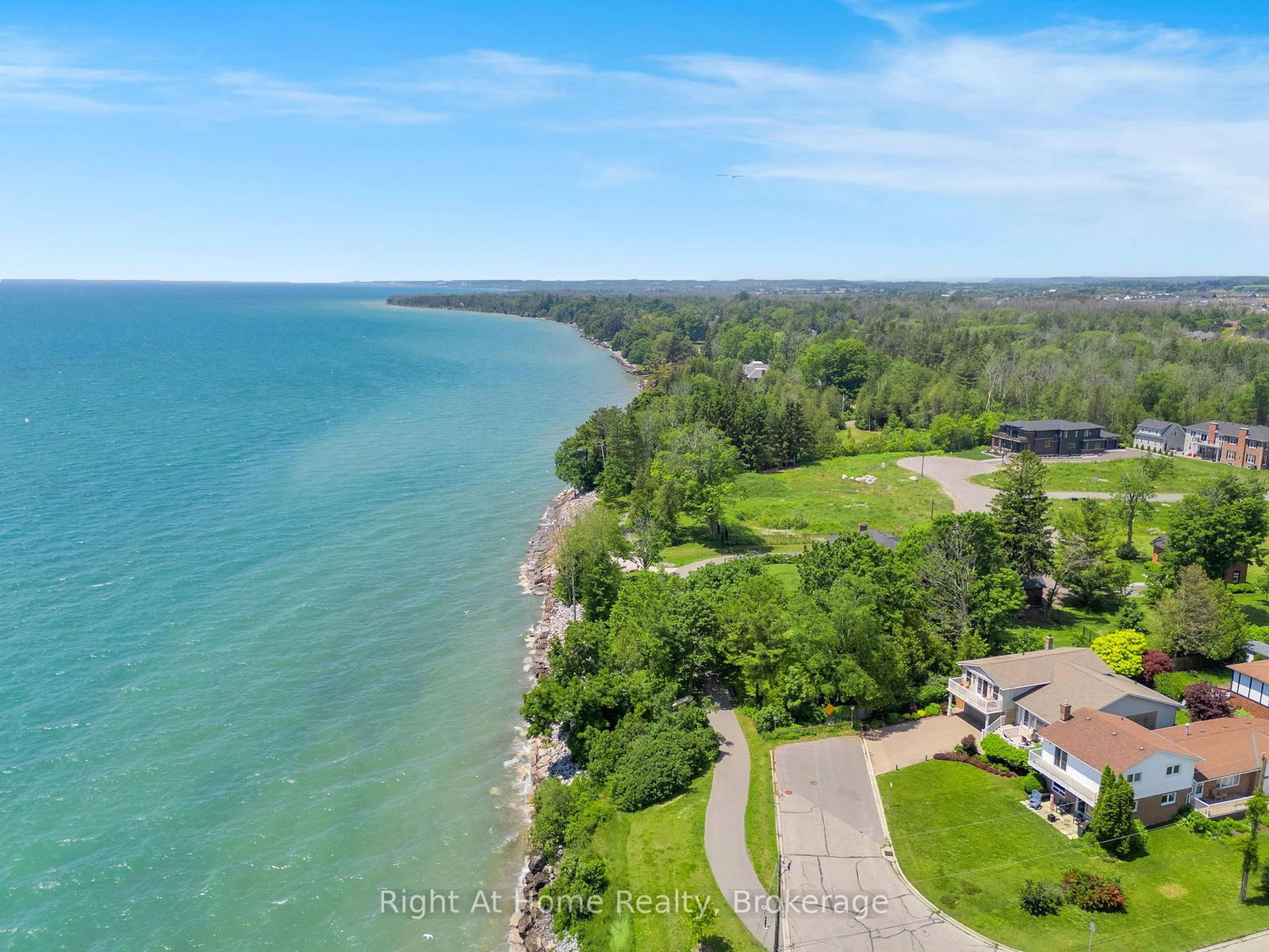 213 Suzanne Mess Boulevard • Cobourg, ON photo 47