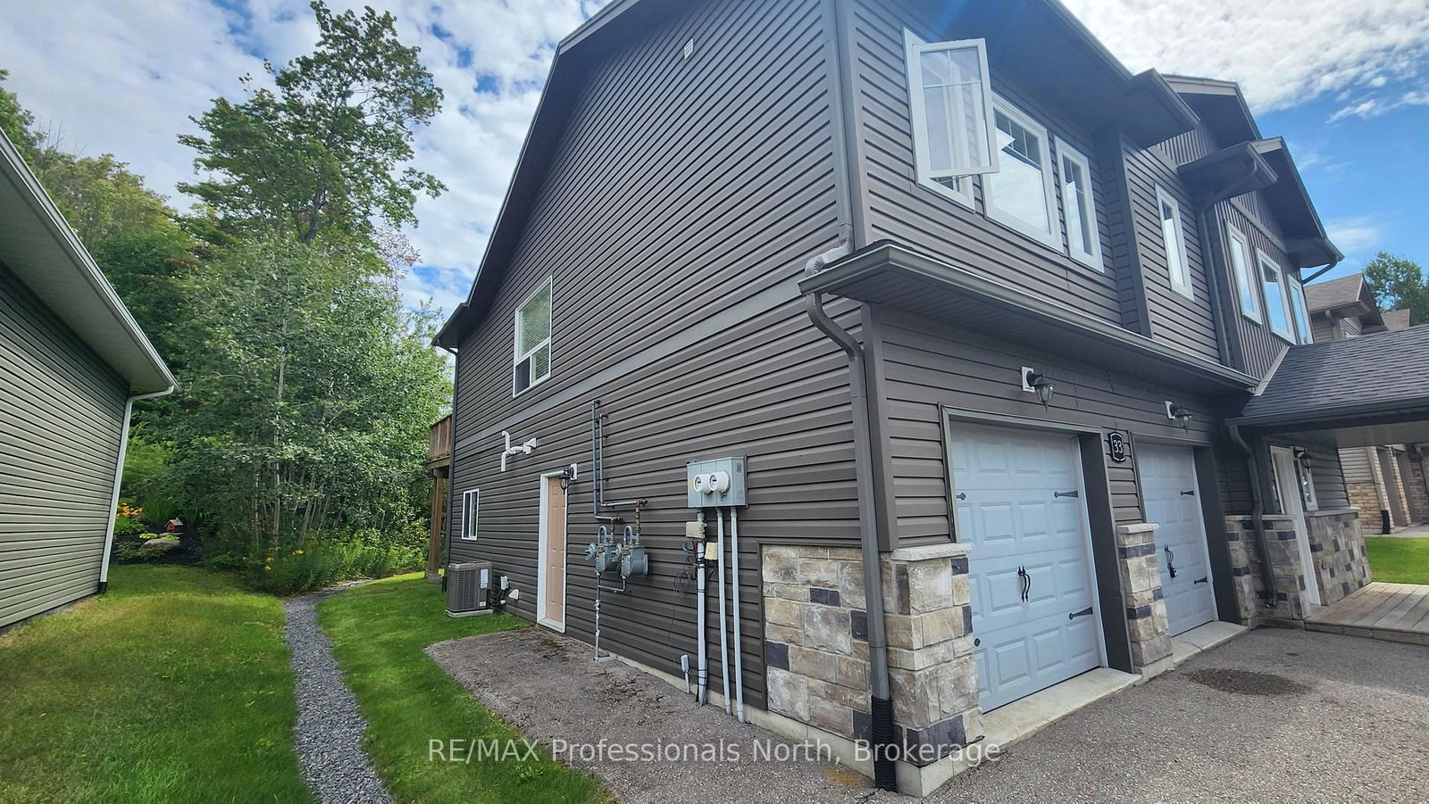 33 Goodwin Drive • Huntsville, ON photo 2