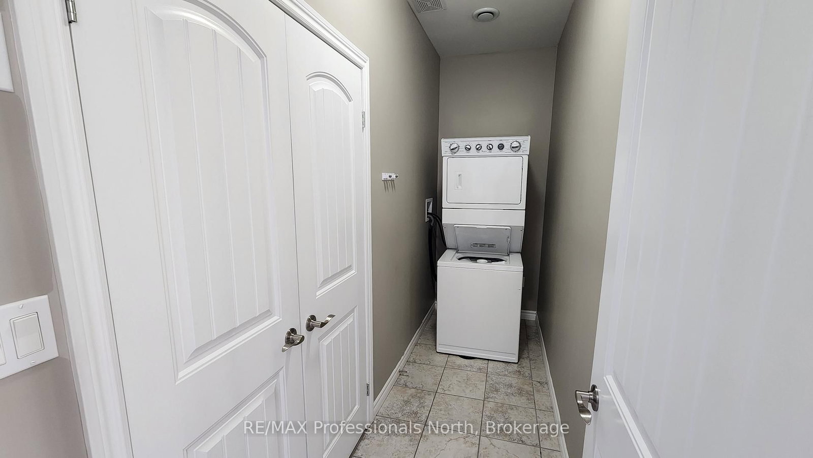 33 Goodwin Drive • Huntsville, ON photo 8