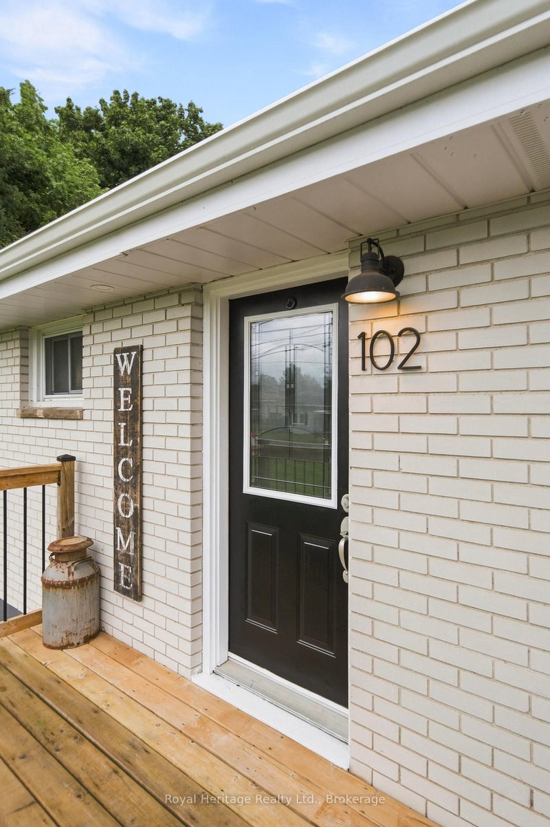 102 Johnstown Road