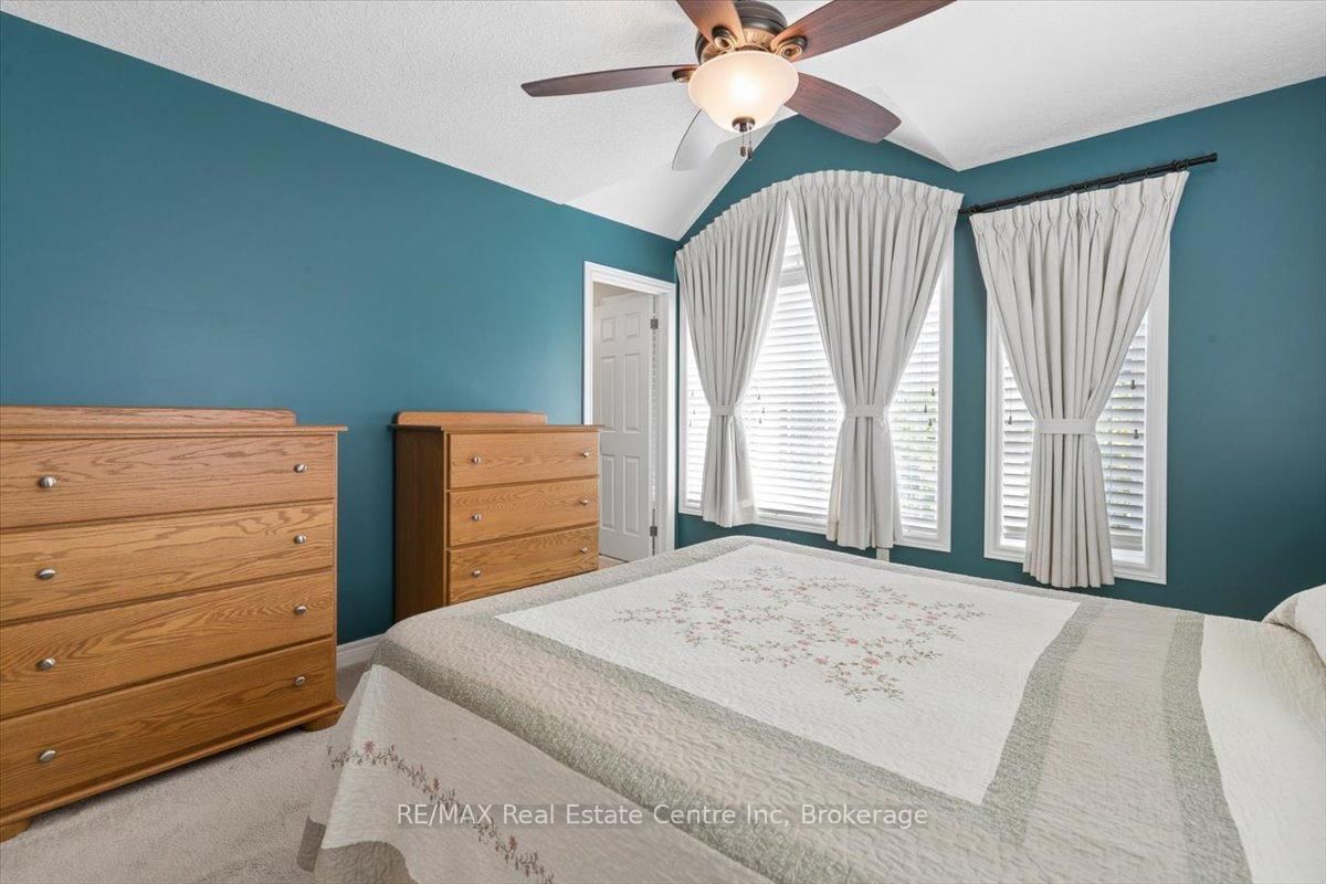 128 Ingram Drive • Guelph, ON photo 33