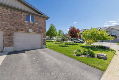 128 Ingram Drive • Guelph, ON photo 6