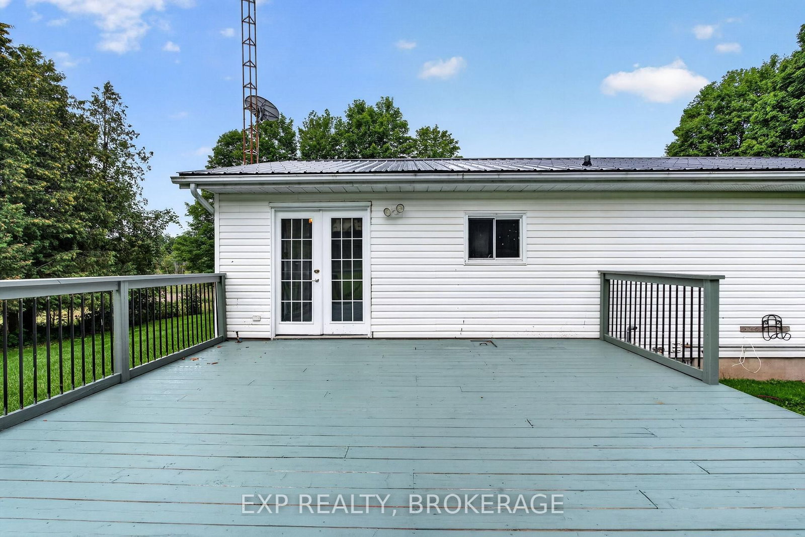 9009 PERTH Road • Rideau Lakes, ON photo 38