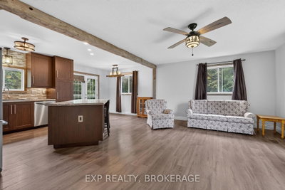 9009 PERTH Road • Rideau Lakes, ON photo 8