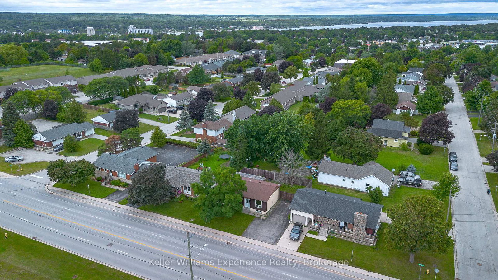 1088 8th Street E • Owen Sound, ON photo 44